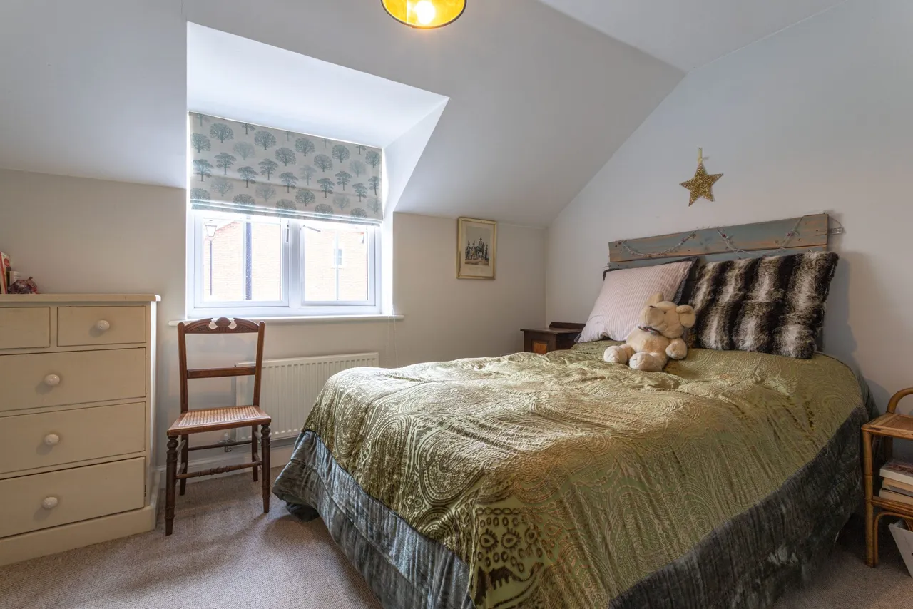 Filbert Grove, Hartley Wintney, Hook, RG27 8ZQ, photo 9