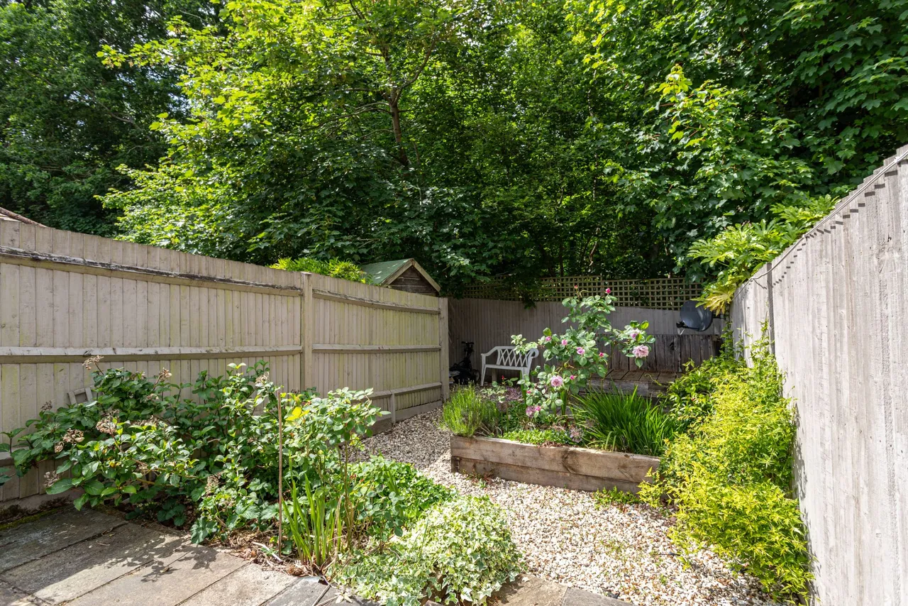 Filbert Grove, Hartley Wintney, Hook, RG27 8ZQ, photo 11