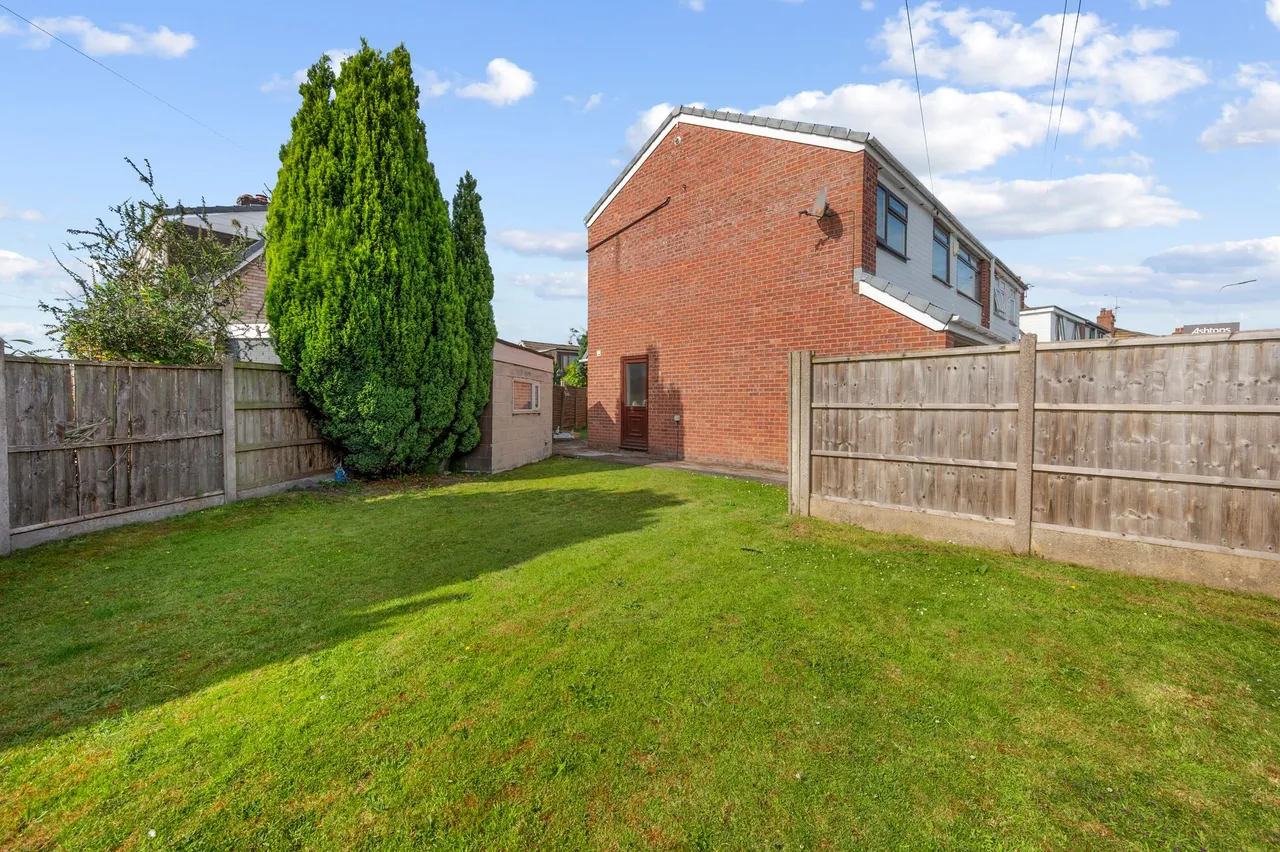 Ilfracombe Road, Sutton Leach, St. Helens, St. Helens, WA9 4NB, photo 27