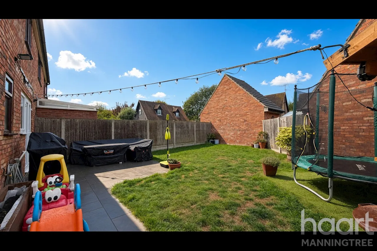 Munnings Way, Lawford, CO11, photo 12