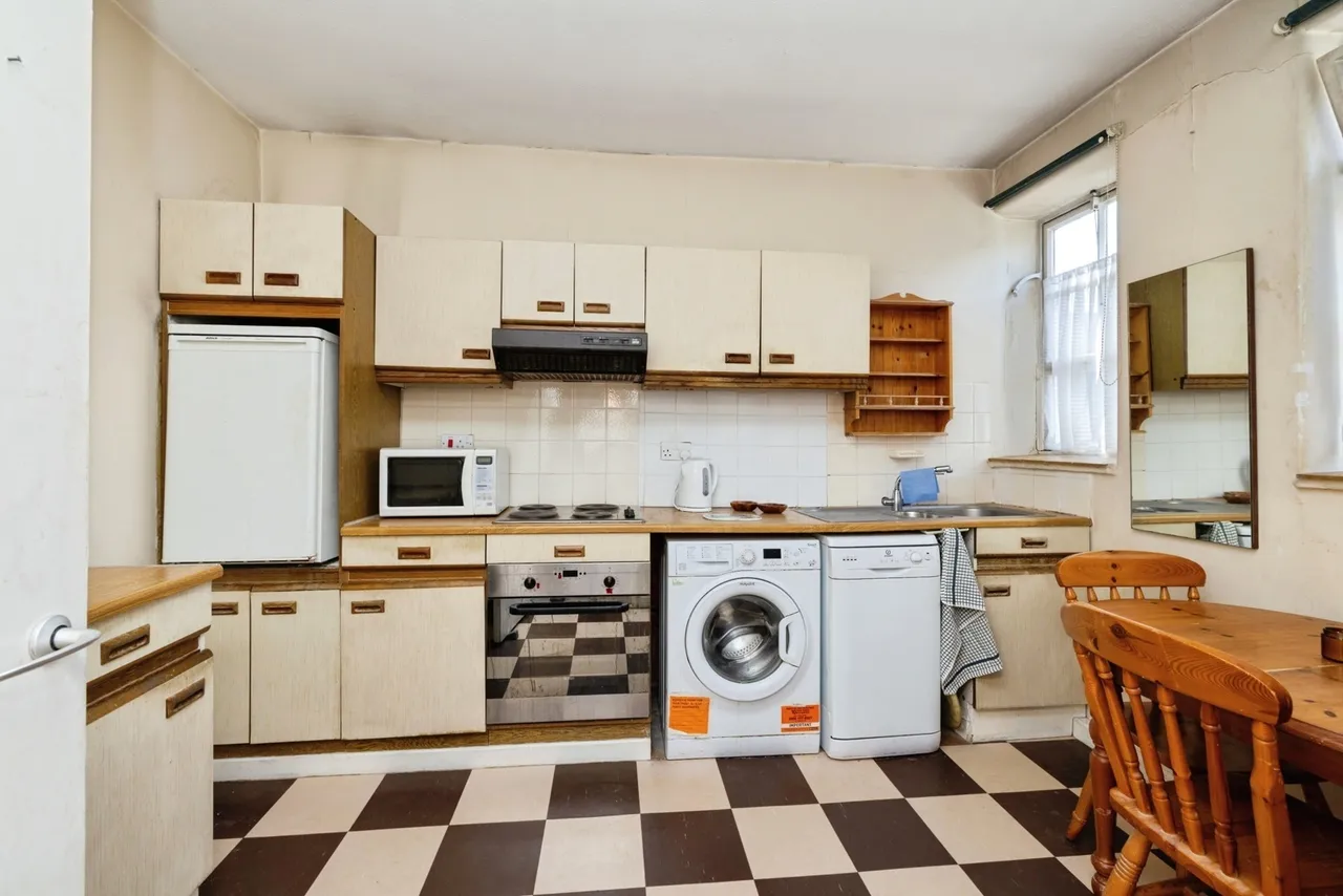 Vicarage Crescent, Battersea, London, SW11, photo 9