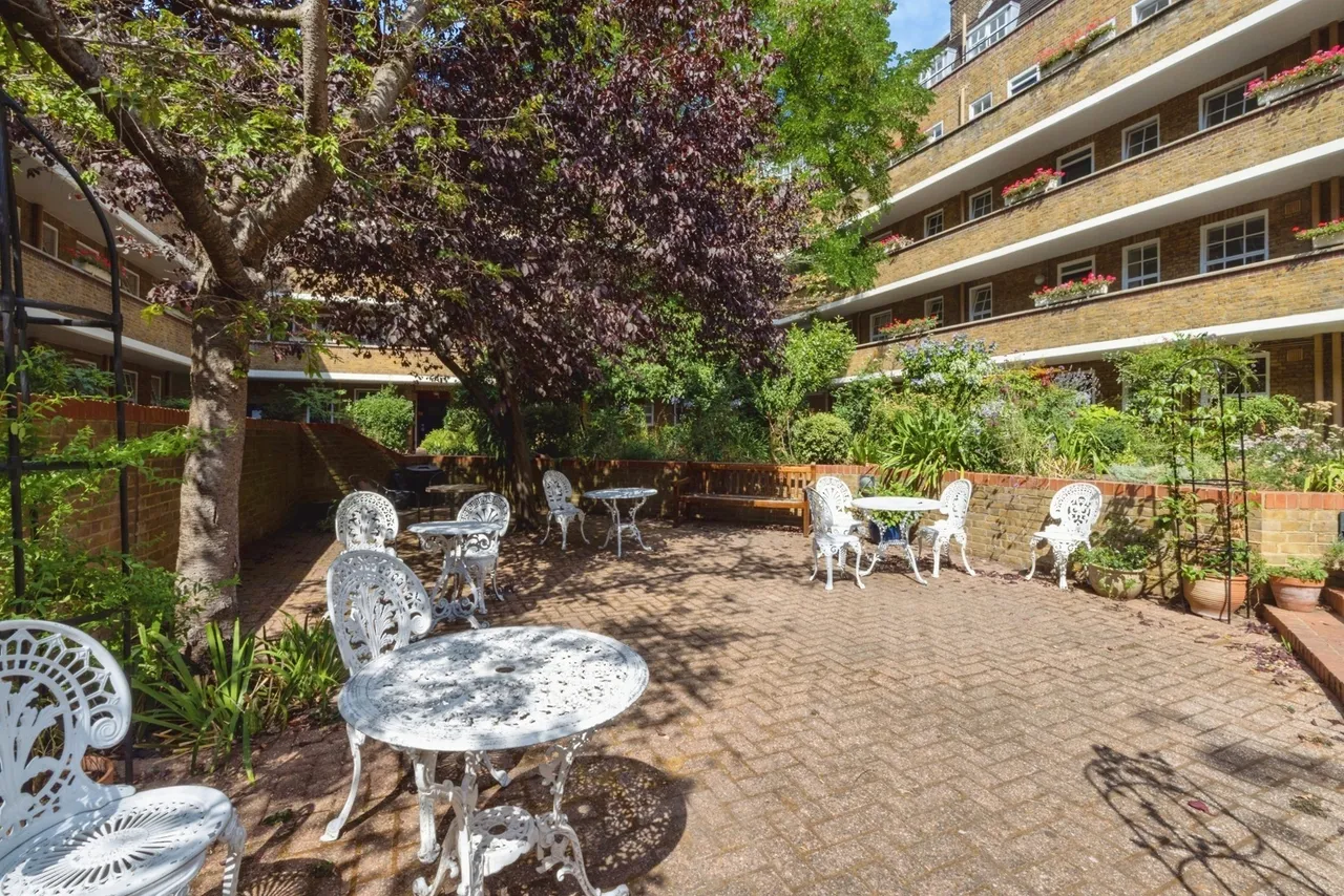 Vicarage Crescent, Battersea, London, SW11, photo 6