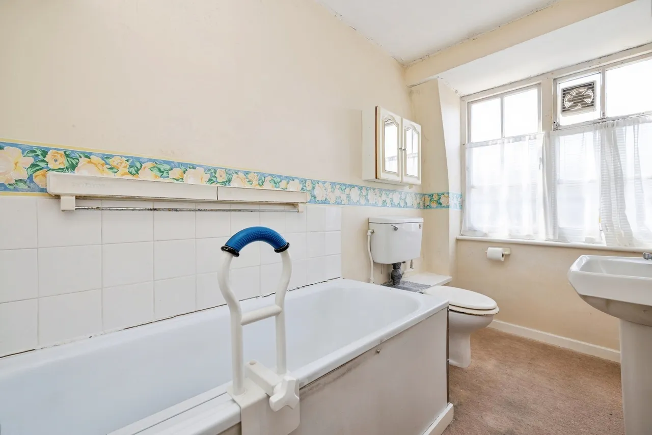 Vicarage Crescent, Battersea, London, SW11, photo 14