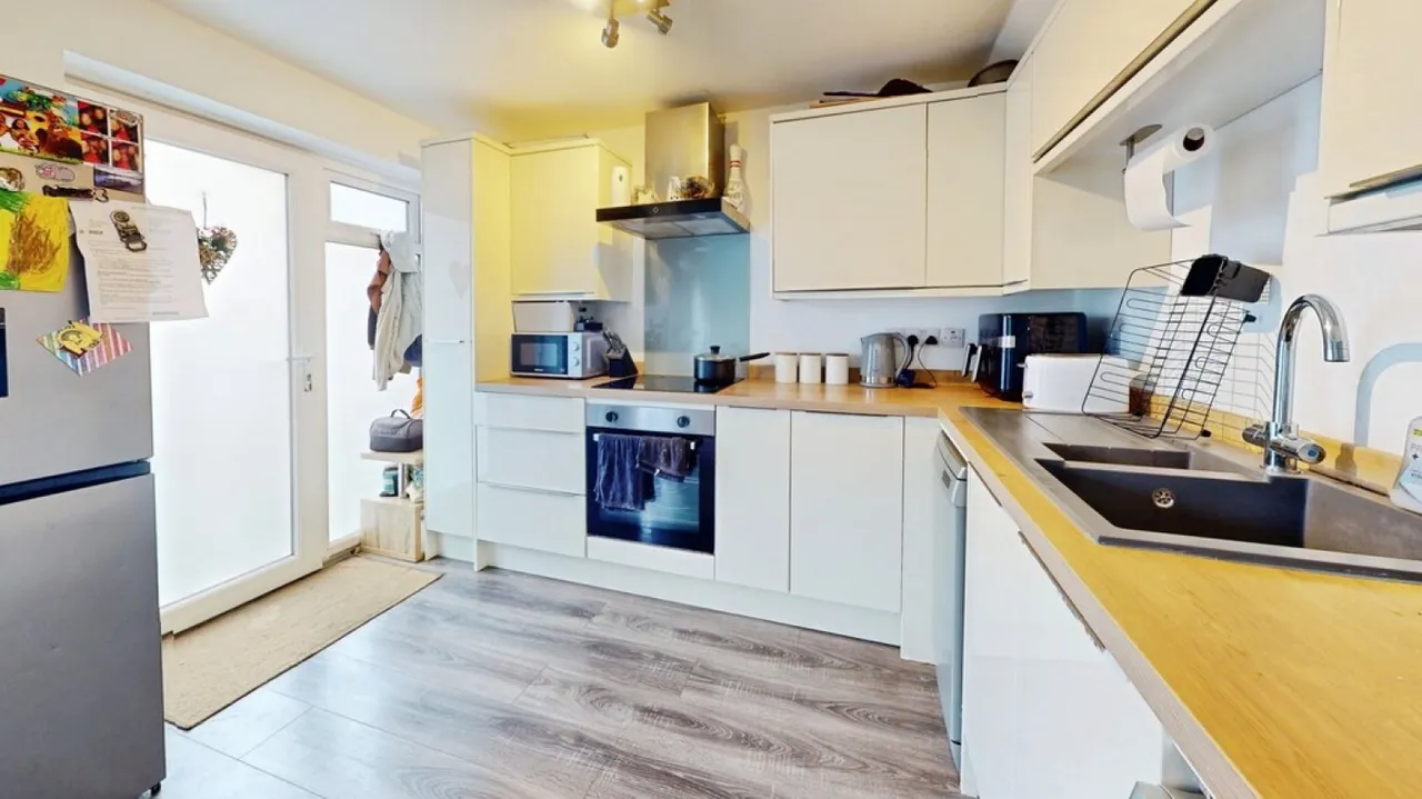 Wymans Brook, Cheltenham, GL50, photo 14