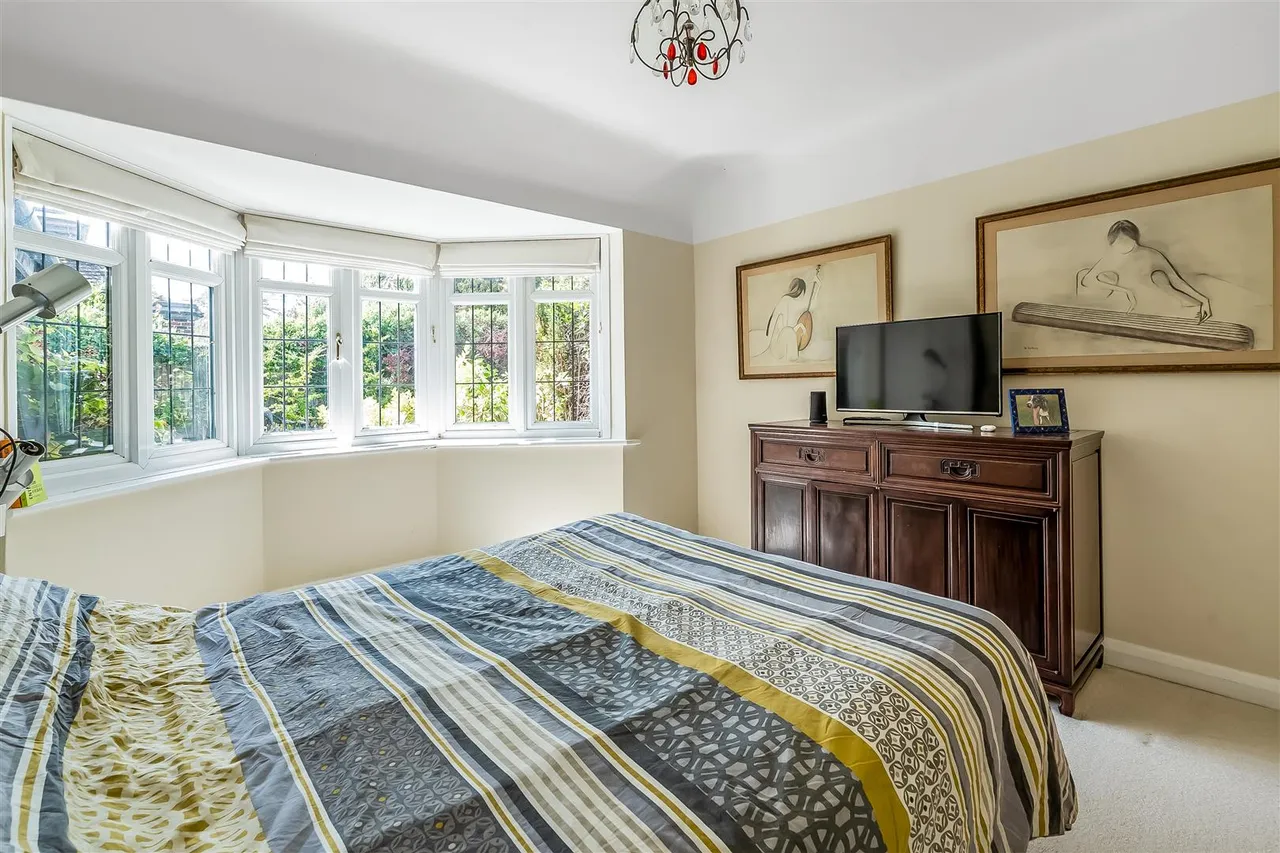 School Lane, Fetcham, KT22, photo 12