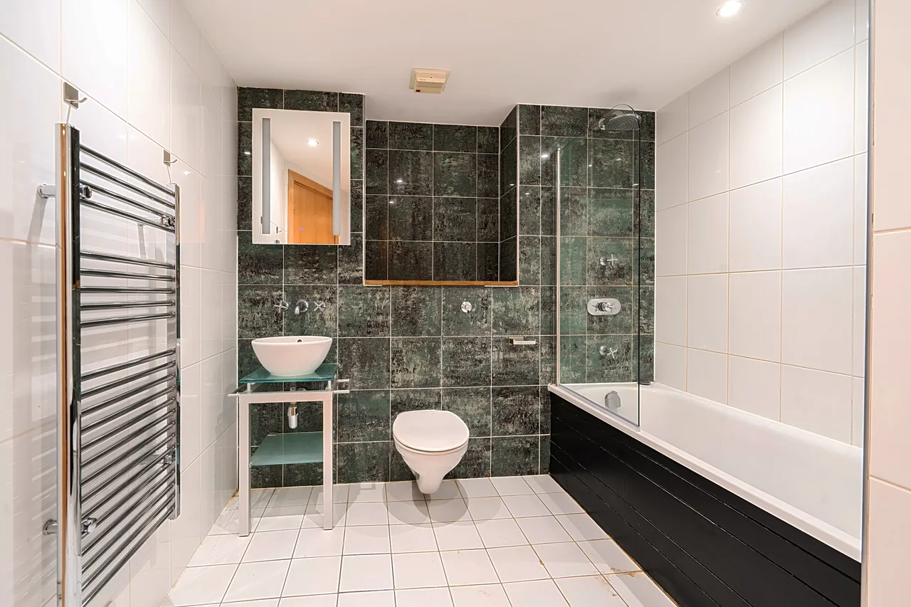 Apartment 24, Central Building, 3 Matthew Parker Street, London, photo 6