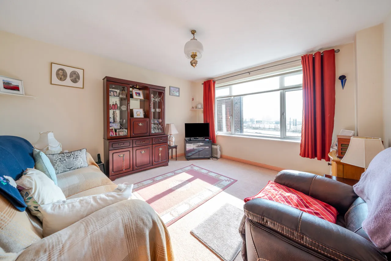 Bronsdon Way, Denham, UB9, photo 5