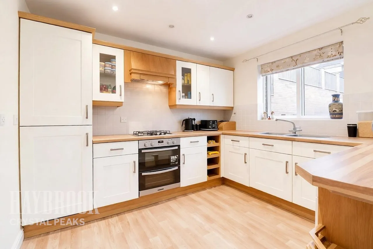 Parklands View, Aston, photo 10