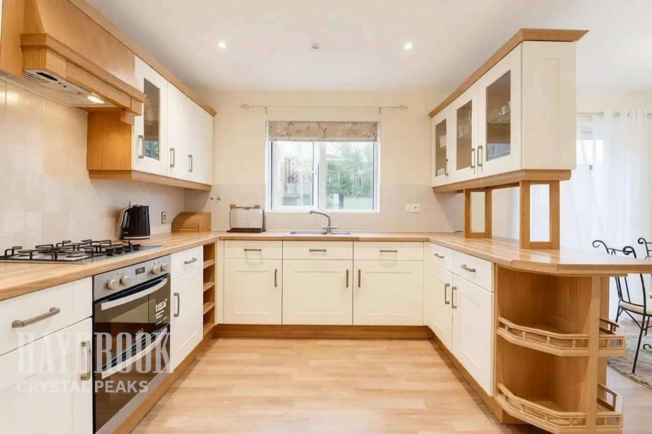 Parklands View, Aston, photo 11