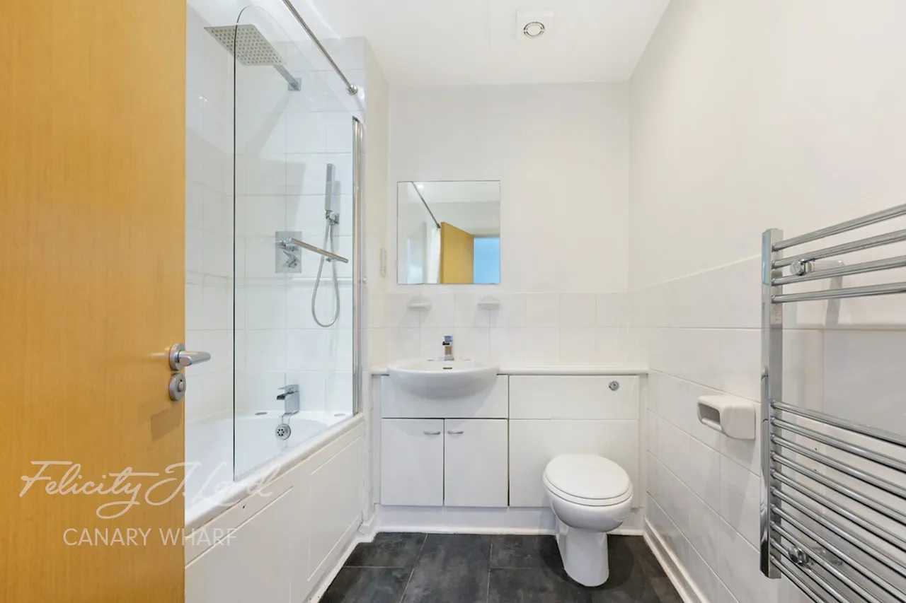 Boardwalk Place, London, E14, photo 8