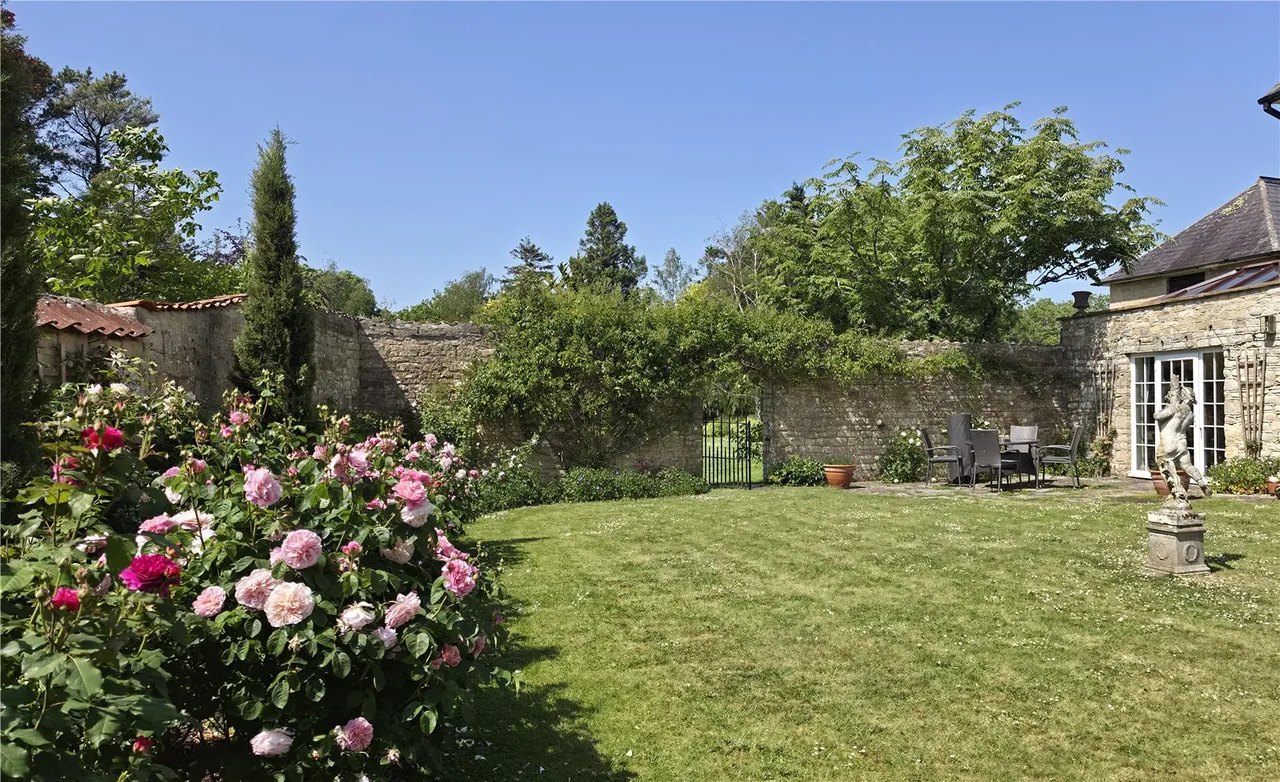 New Street, Marnhull, Sturminster Newton, Dorset, DT10 1PZ, photo 17