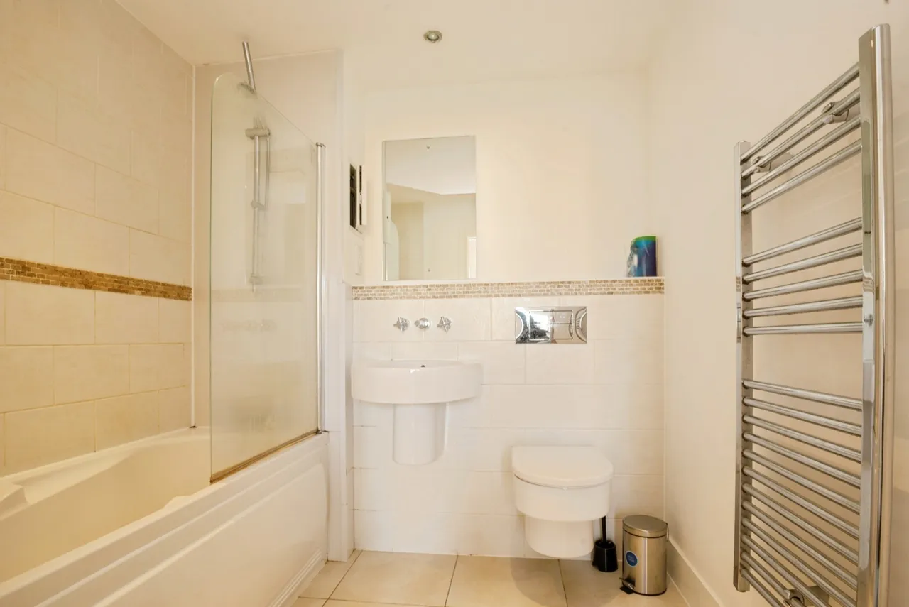 Caldey Island House, Ferry Court, Cardiff, CF11, photo 11