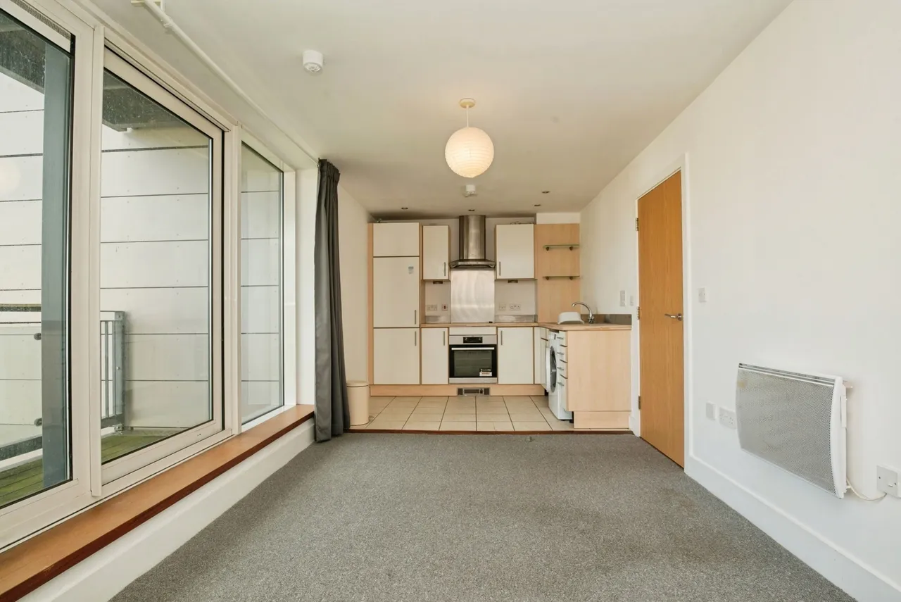 Caldey Island House, Ferry Court, Cardiff, CF11, photo 6