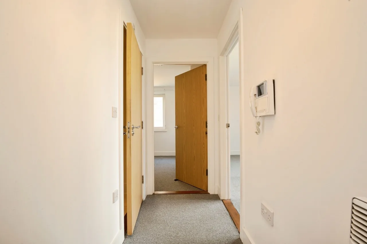 Caldey Island House, Ferry Court, Cardiff, CF11, photo 7