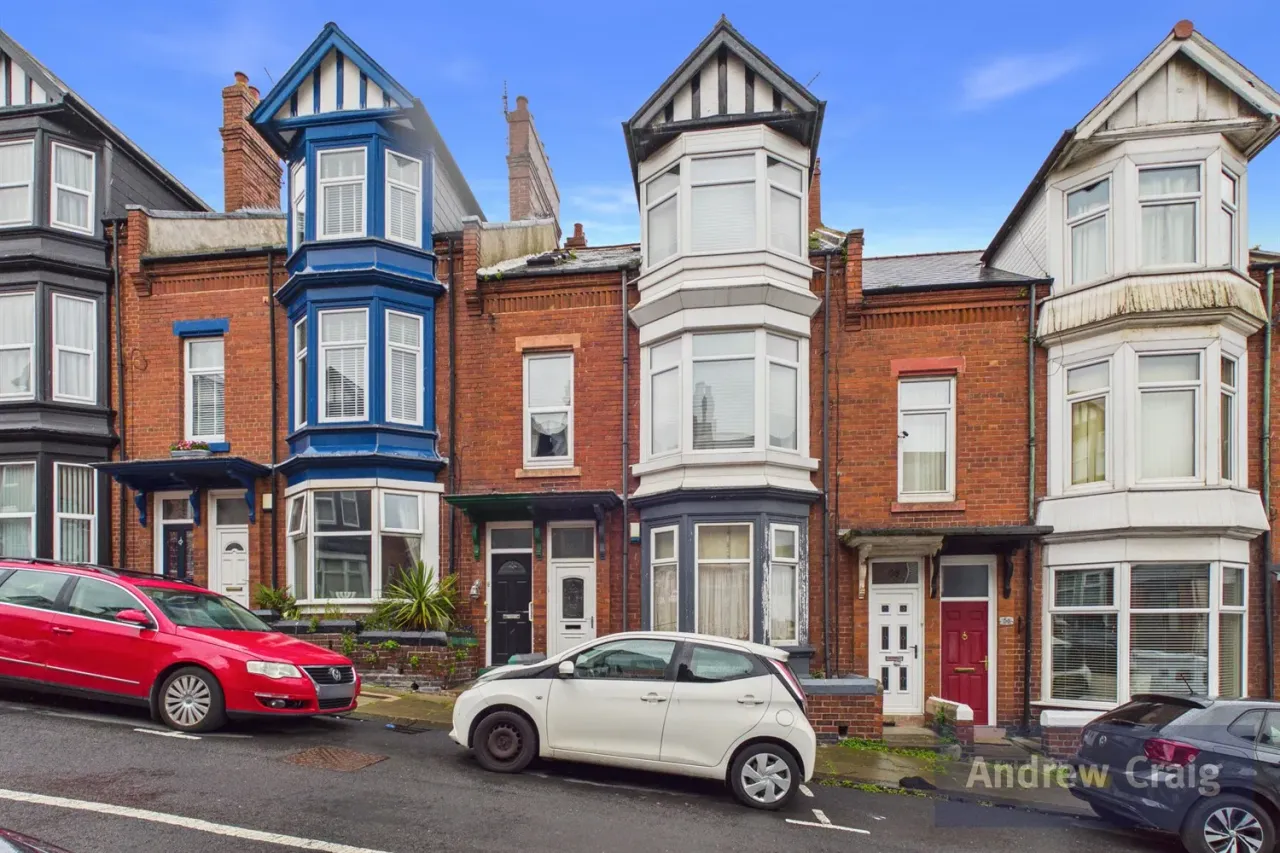 5 bed flat for sale, Salmon Street, South Shields, NE33