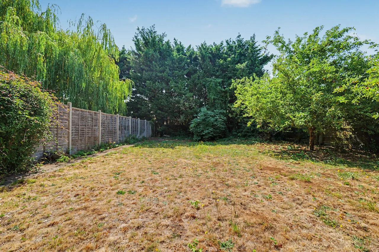 Doddington Road, Earls Barton, NN6, photo 24
