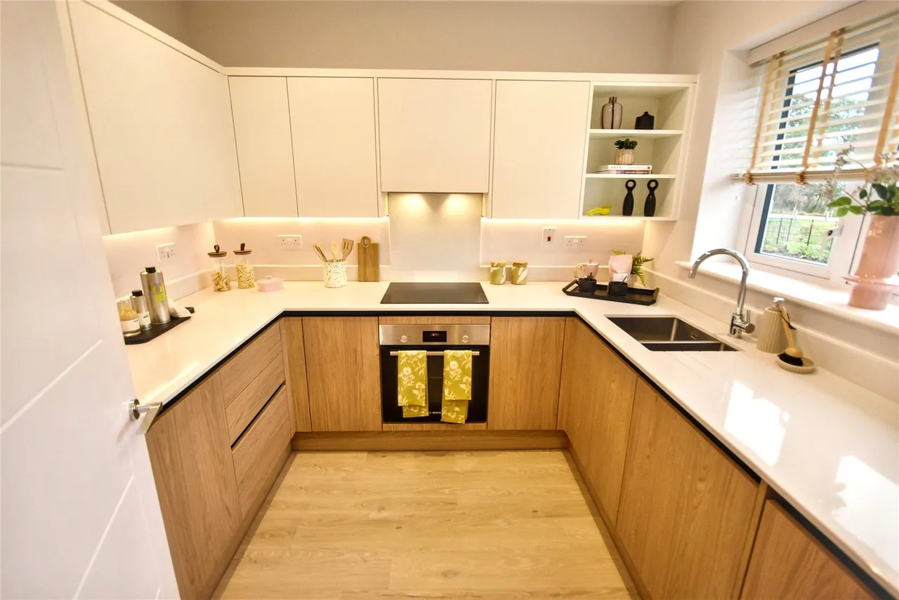Eastbrook Village, Milton Keynes, photo 3