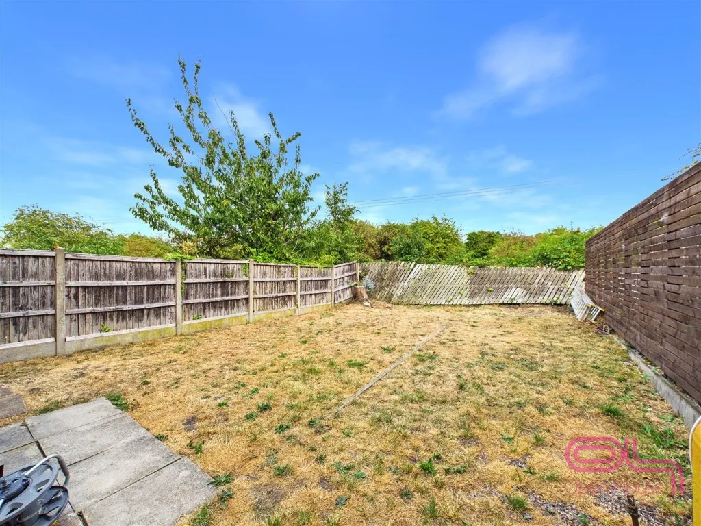 Station Road, Woodville, DE11, photo 22
