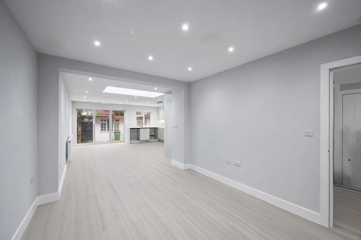 Randall Avenue, London, NW2, photo 6