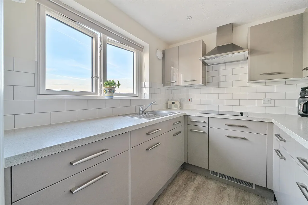 North Place, Cheltenham, GL50, photo 3