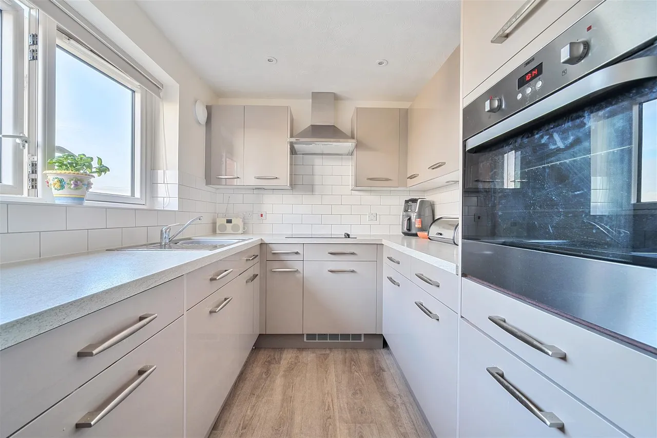 North Place, Cheltenham, GL50, photo 4