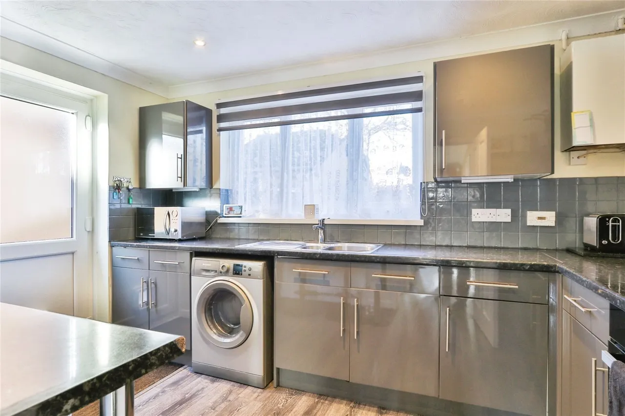 Godmanston Close, Poole, BH17, photo 6