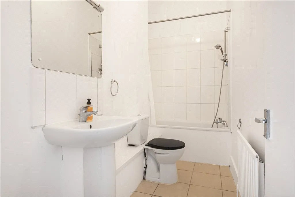 Colvestone Crescent, Hackney, E8, photo 9