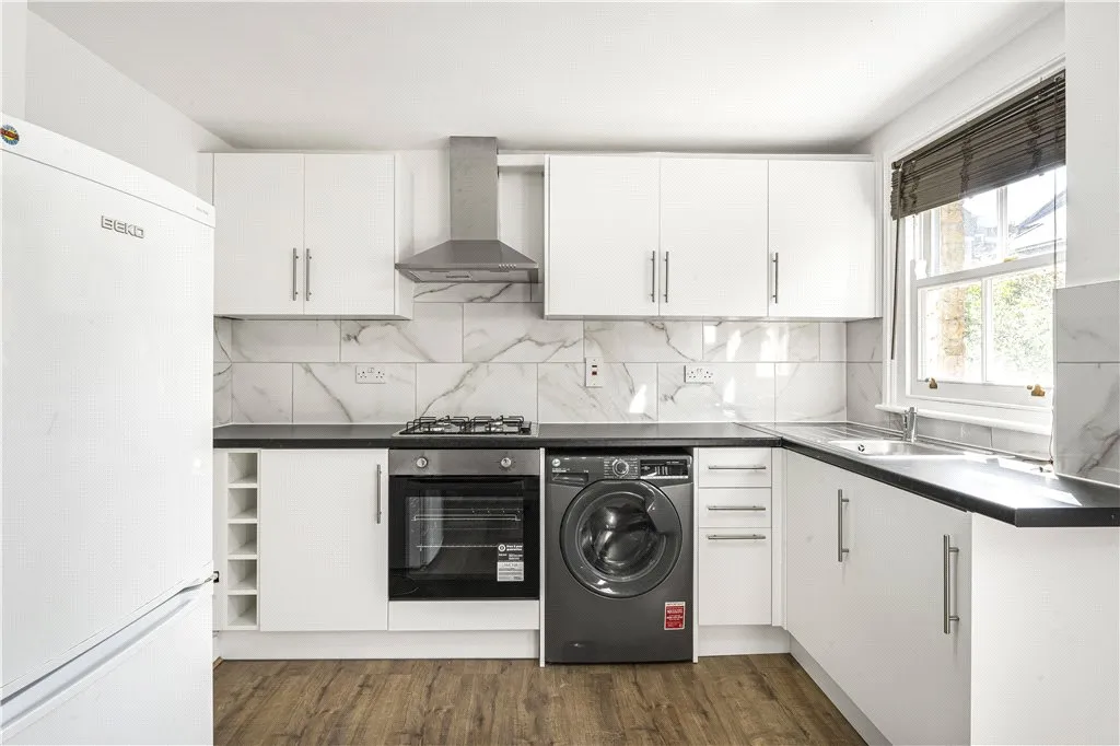 Colvestone Crescent, Hackney, E8, photo 4