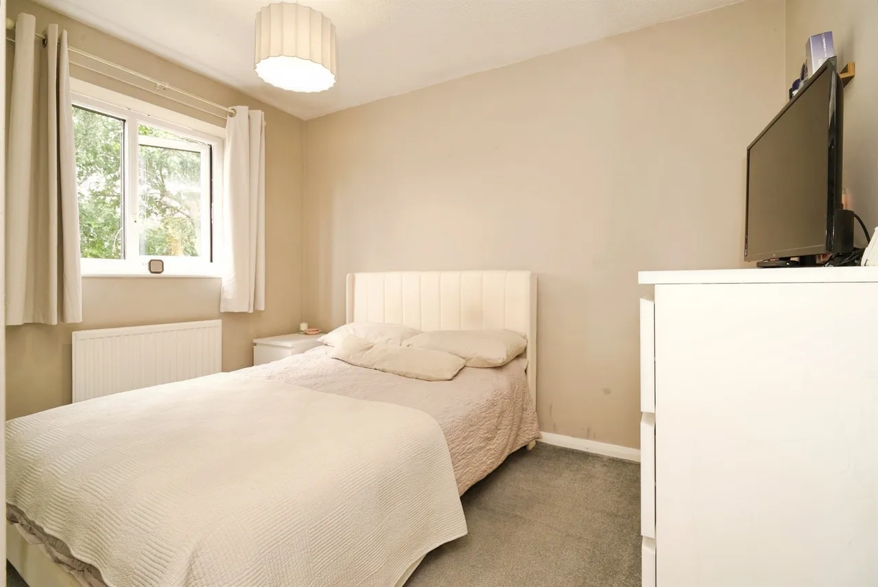 Horton Close, Rodley, LS13, photo 7