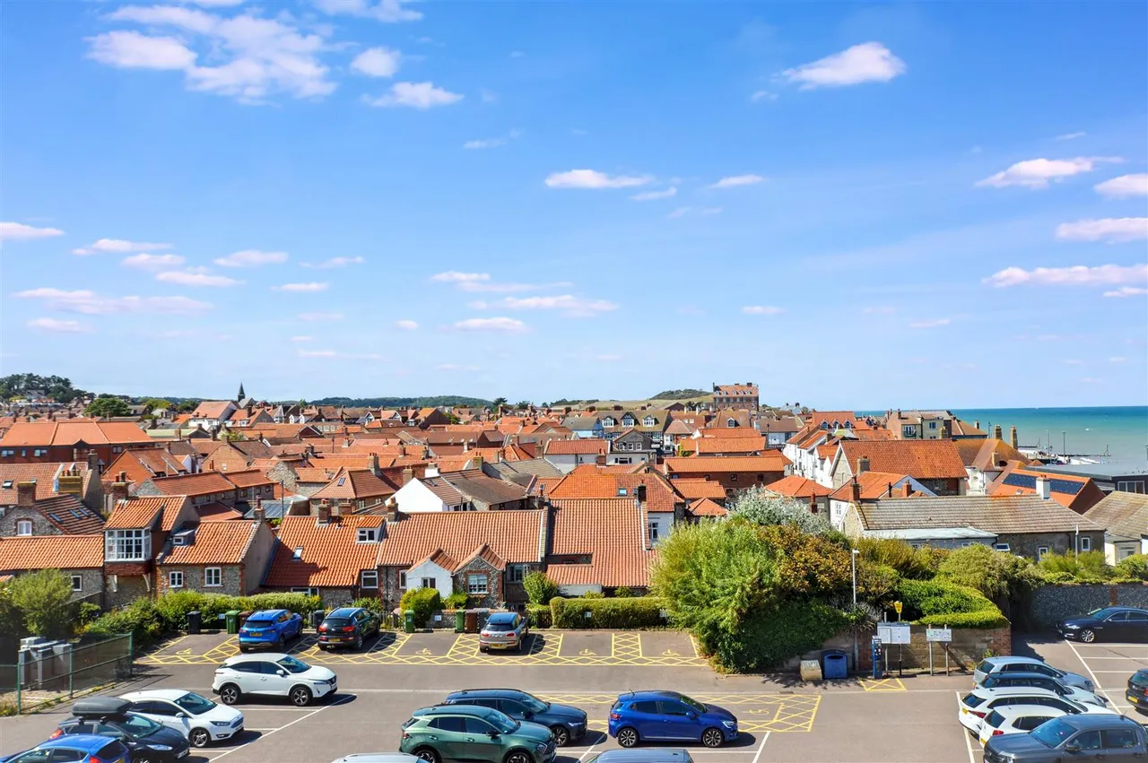 Cliff Road, Sheringham, NR26, photo 14