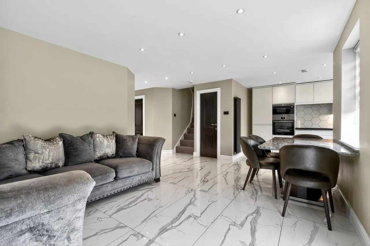Green Row, Fold, LS26, photo 6