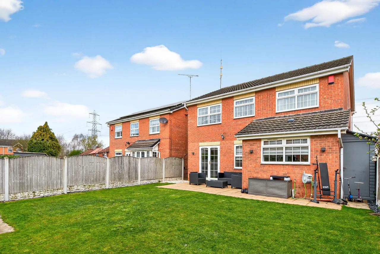 Green Row, Fold, LS26, photo 26