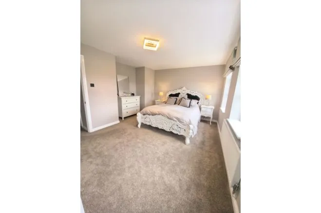 Green Row, Fold, LS26, photo 15
