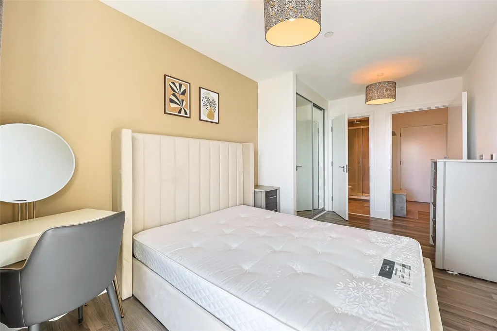 Lismore Boulevard, Colindale, NW9, photo 5