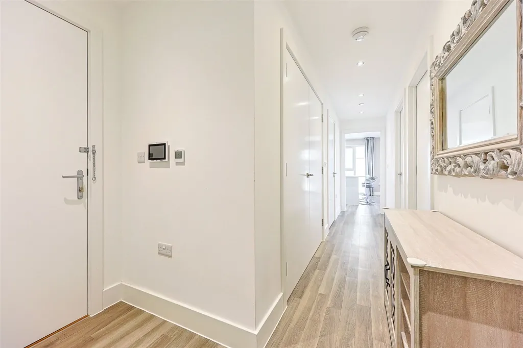 Lismore Boulevard, Colindale, NW9, photo 17