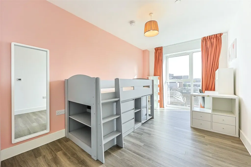 Lismore Boulevard, Colindale, NW9, photo 9