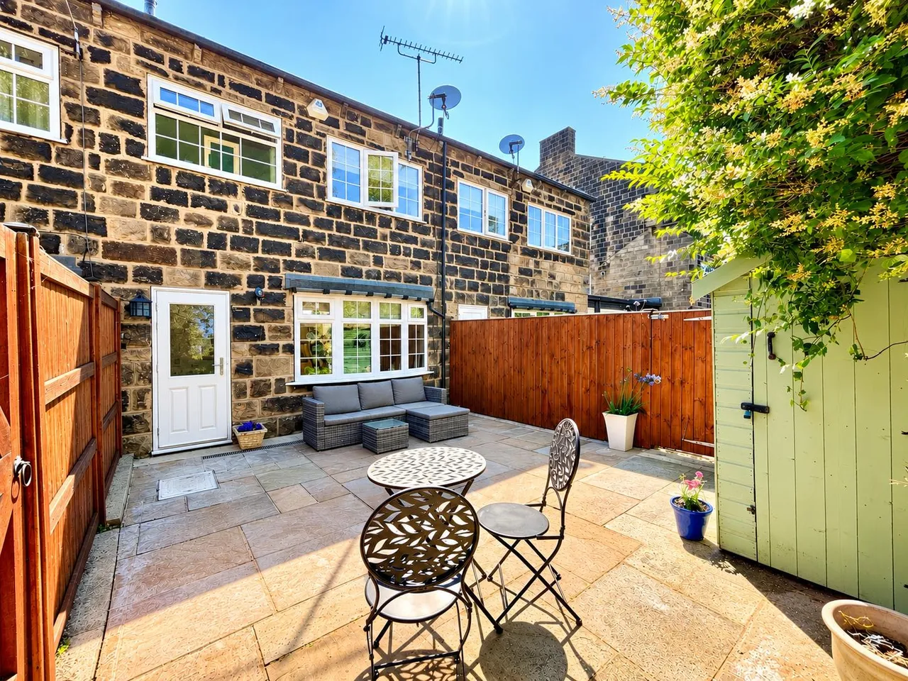 Broadgate Mews, Horsforth, LS18, photo 3