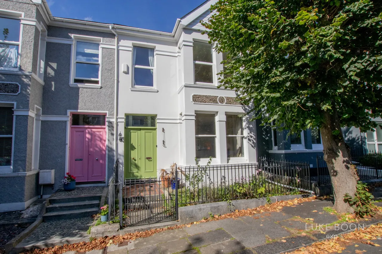 5 bed house for sale, Broad Park Road, Peverell, PL3