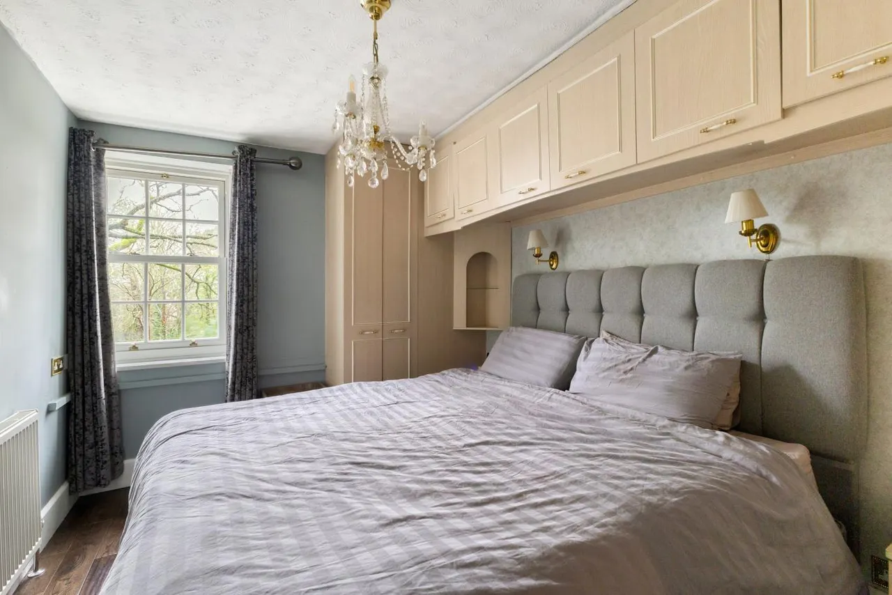 Benellen Road, BH4, photo 15
