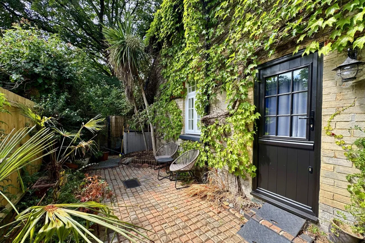 Benellen Road, BH4, photo 21
