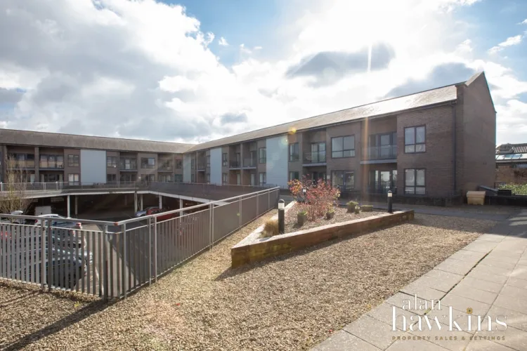 2 bed flat to rent, Let, Register your interest, SN2