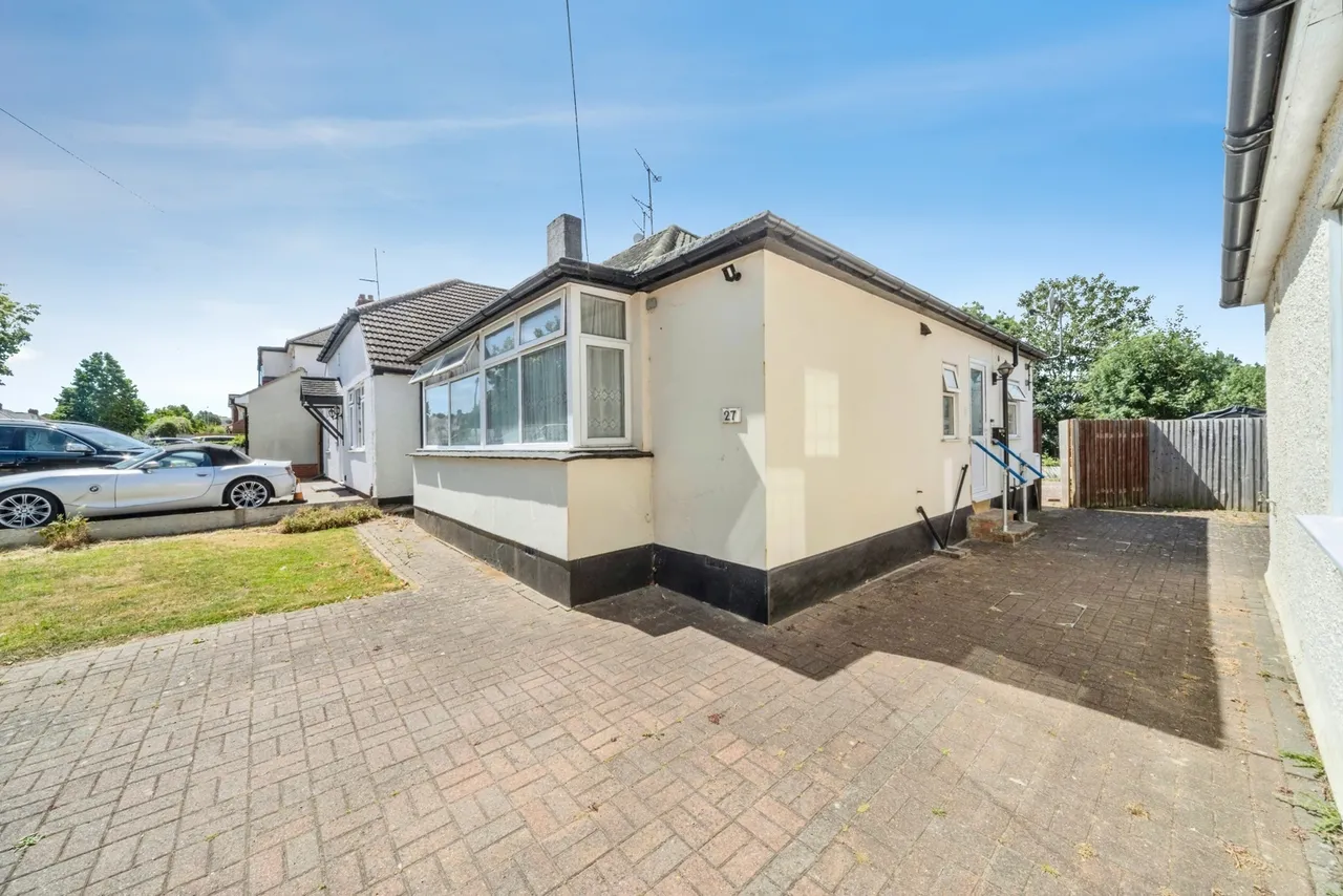 Mayne Avenue, Luton, Bedfordshire, LU4, photo 9