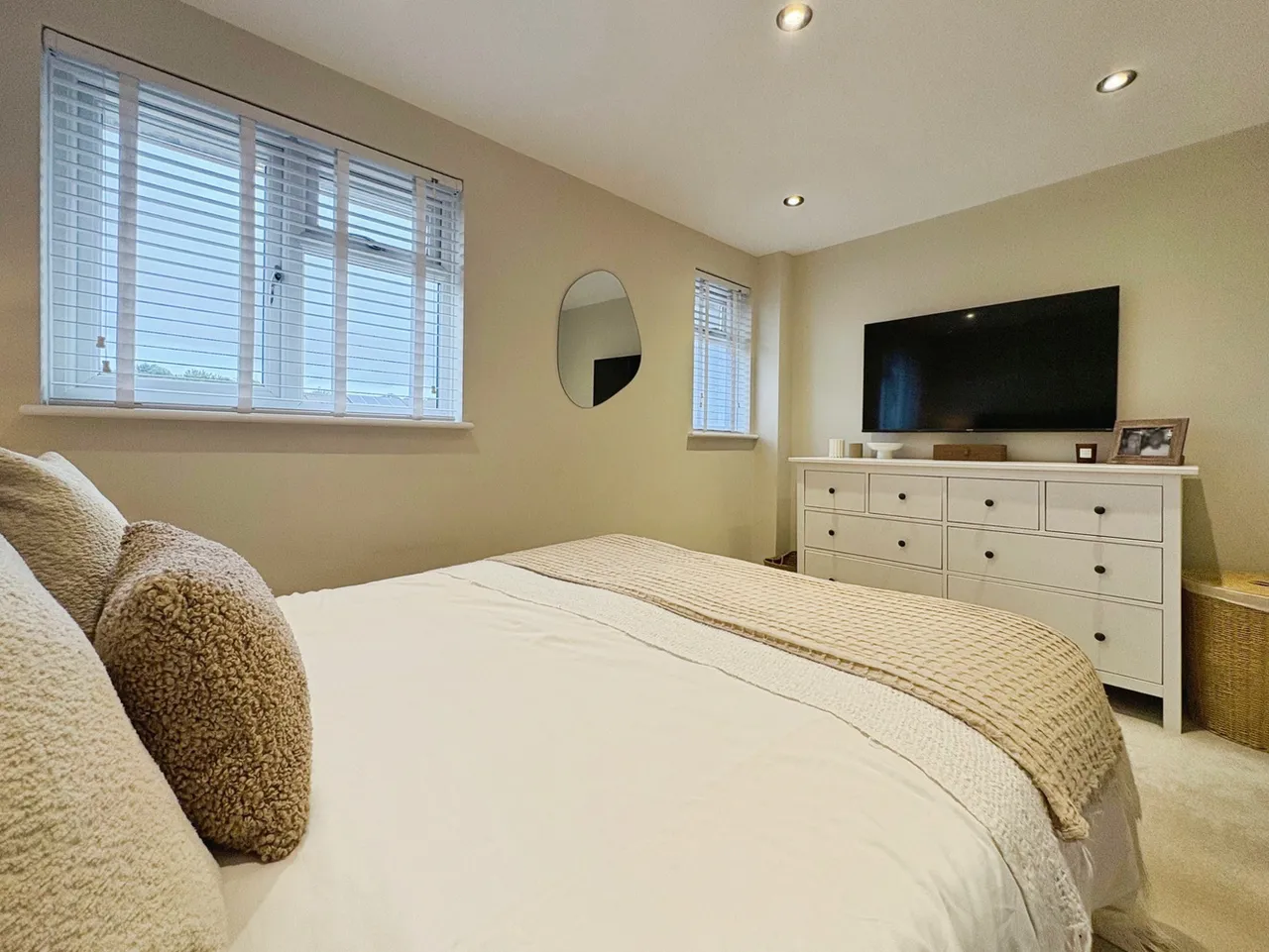 Bickford Close, Barrs Court, Bristol, South Gloucestershire, photo 10