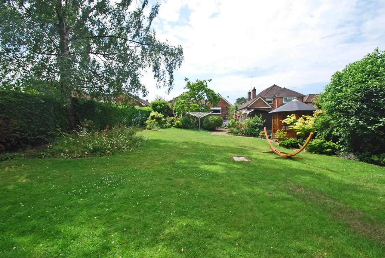 Hazlemere, Buckinghamshire, photo 7