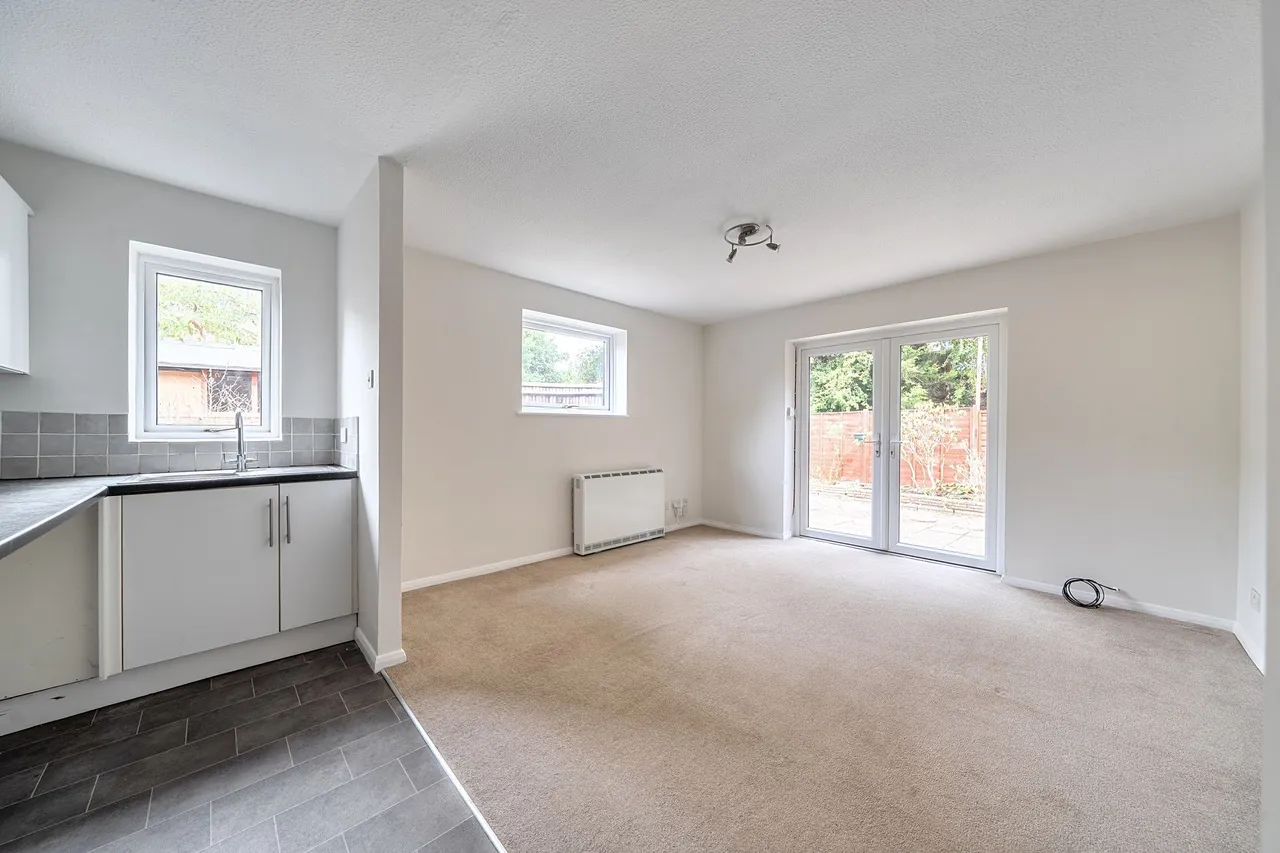 Timbermill Court, Haslemere, GU27, photo 3