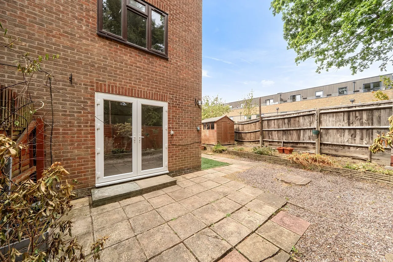 Timbermill Court, Haslemere, GU27, photo 9