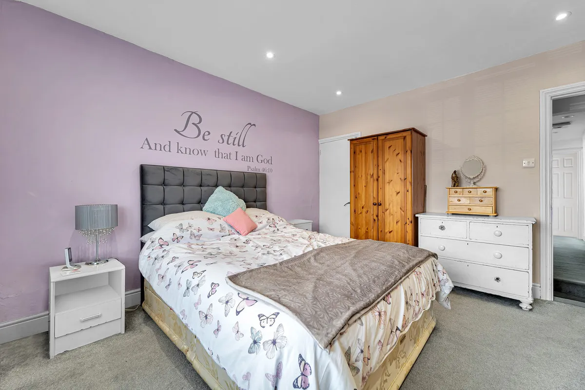 High Street, Northwood, HA6, photo 10