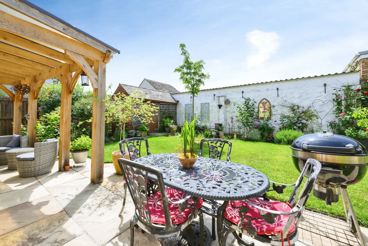 Slipton Lane, Slipton, NN14, photo 29