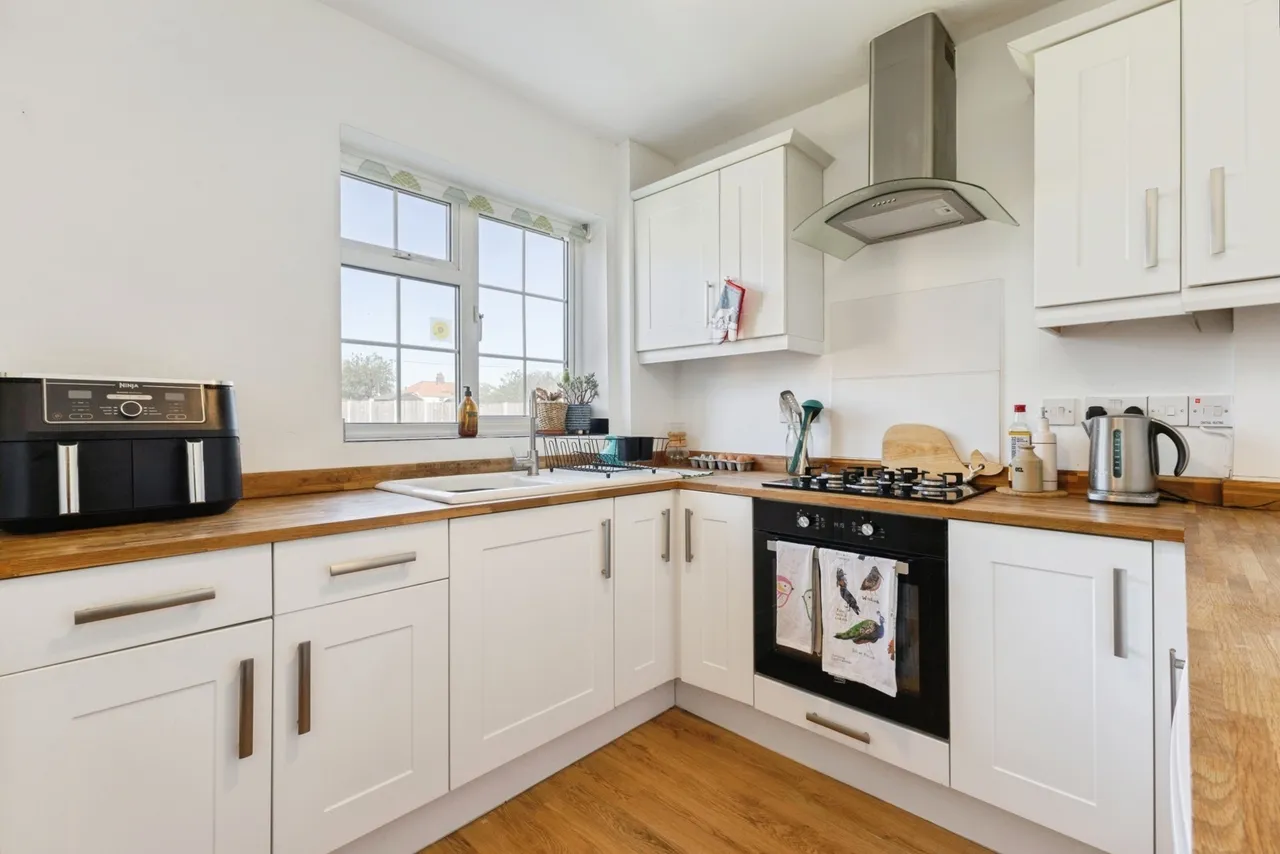 Browick Road, Wymondham, Norfolk, NR18, photo 8