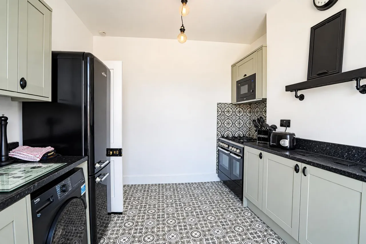 Hughenden Road, Hastings, photo 12